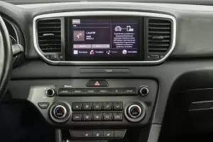 Kia  6