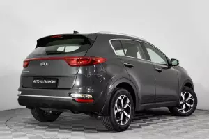 Kia  17