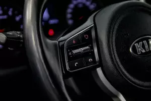 Kia  12