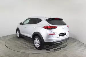 Hyundai  4