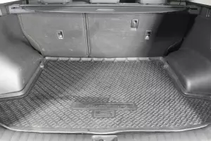 Hyundai  6
