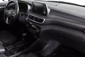Hyundai  7