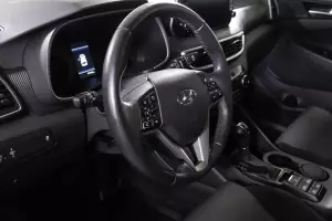 Hyundai  9