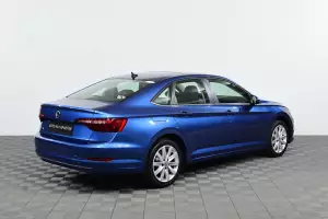 Volkswagen  4