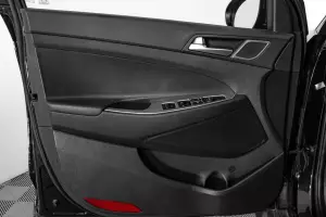Hyundai  9