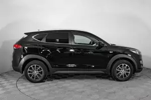 Hyundai  17