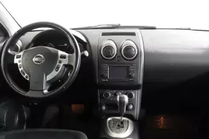 Nissan  6