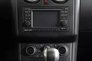 Nissan  8