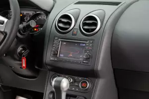 Nissan  11