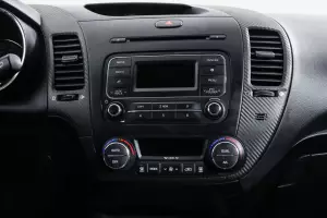 Kia  10