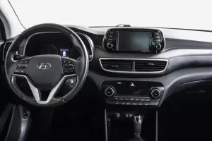 Hyundai  7
