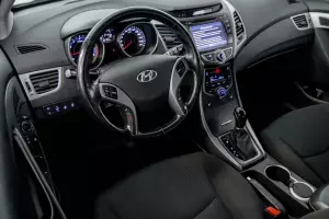 Hyundai  7