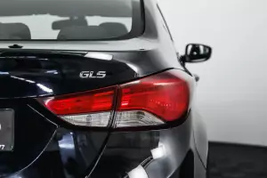 Hyundai  16