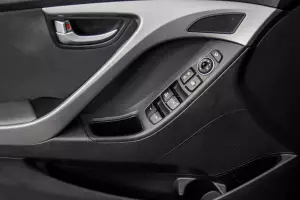 Hyundai  15