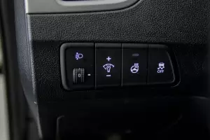 Hyundai  7
