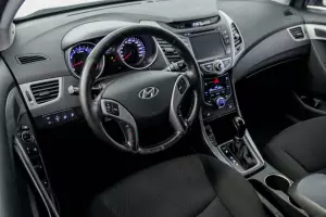 Hyundai  9
