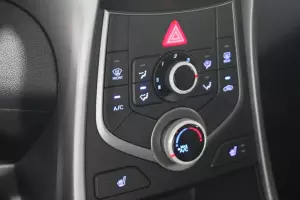 Hyundai  7