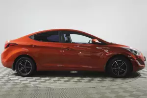 Hyundai  16