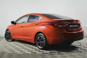 Hyundai  15