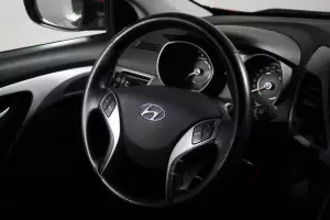 Hyundai  11