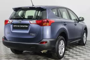 Toyota  4