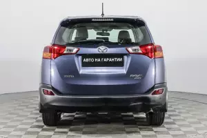 Toyota  5