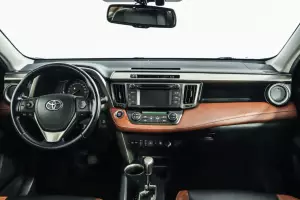 Toyota  7