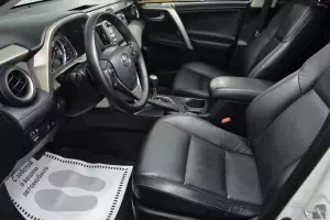 Toyota  3