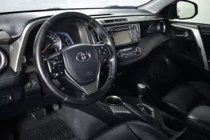 Toyota  11