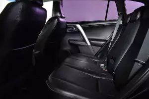 Toyota  13