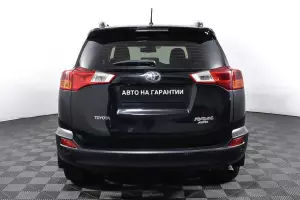 Toyota  5