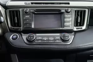 Toyota  10