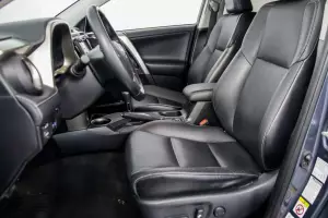 Toyota  1