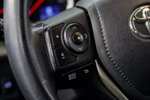 Toyota  11