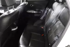 Nissan  10