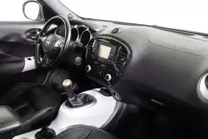 Nissan  7
