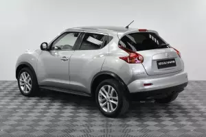 Nissan  2