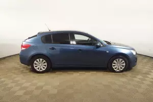 Chevrolet  3