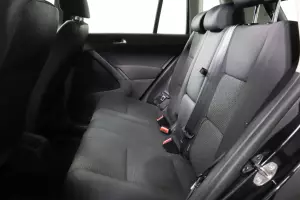 Volkswagen  12