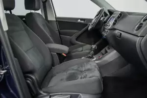 Volkswagen  1