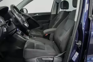 Volkswagen  9