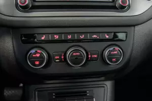 Volkswagen  5