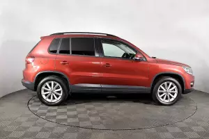 Volkswagen  6