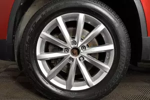 Volkswagen  8