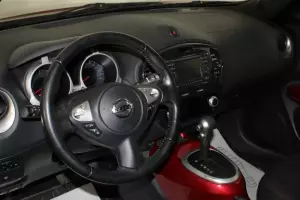 Nissan  11