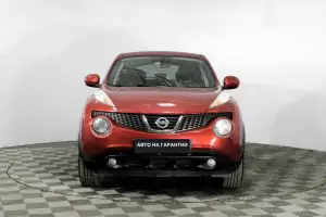 Nissan  2