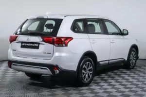 Mitsubishi  4