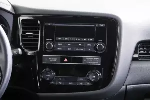 Mitsubishi  8
