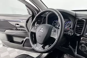 Mitsubishi  8