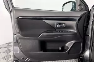 Mitsubishi  5